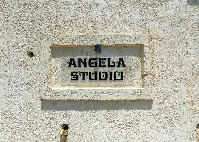 Angela Panorama